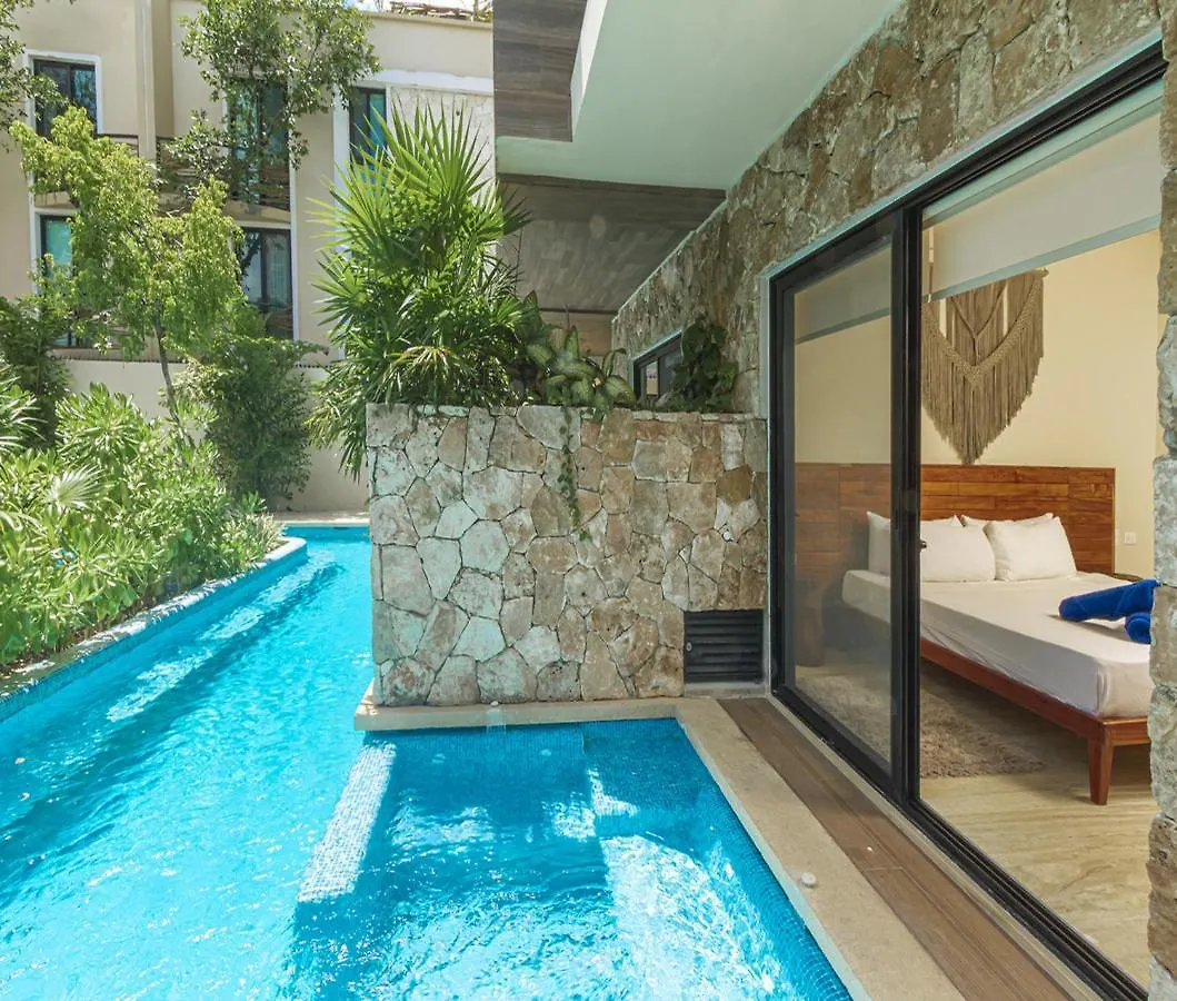 Paramar Ve 005 New Swim Up With Private Jacuzzi contacts