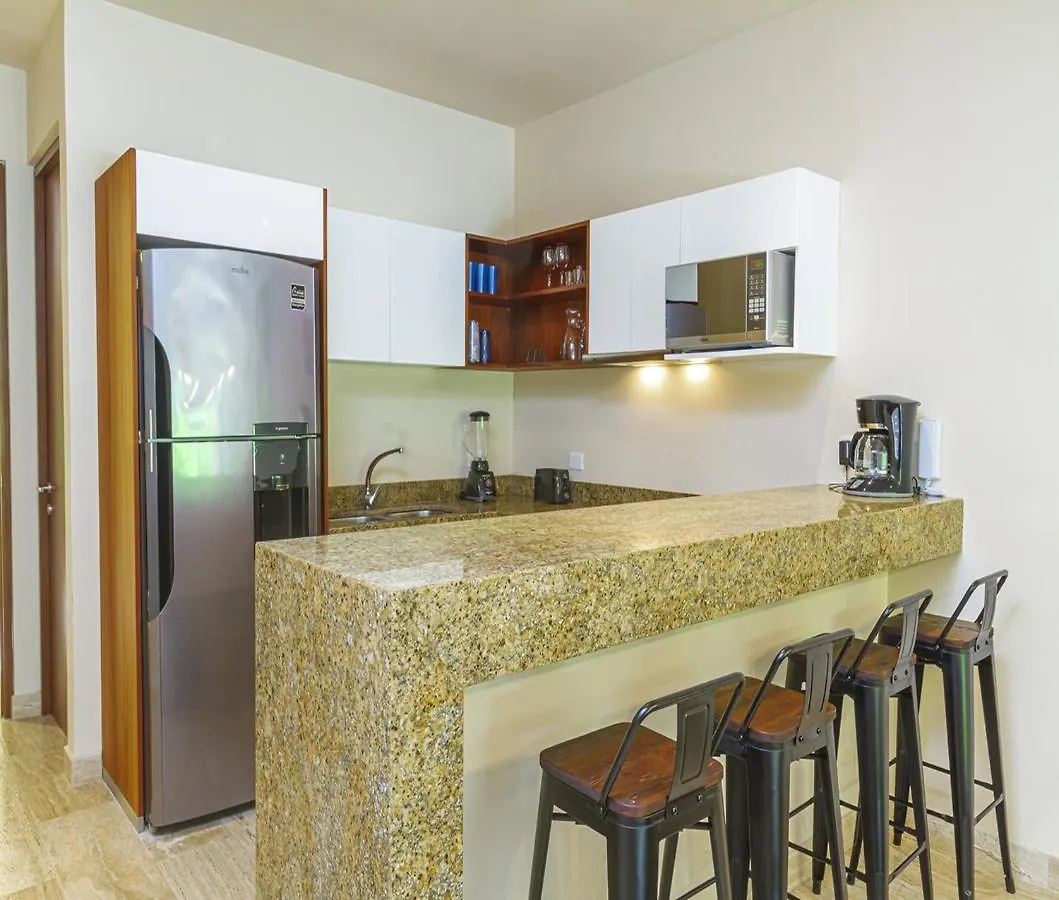 Paramar Ve 005 New Swim Up With Private Jacuzzi Tulum Apartment